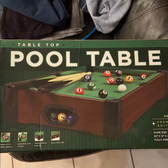 mini pool table *missing triangle* - Picture 3 of 3